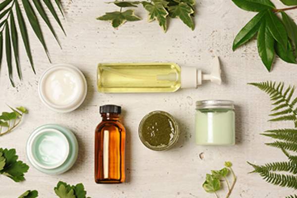 Top 10 Cosmetic Manufacturers in India | Life Vision Health Care